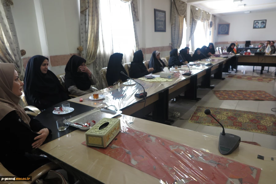 نشست سرپرست دانشگاه ملی مهارت استان کهگیلویه و بویراحمد با کارکنان مرکز دختران یاسوج 10