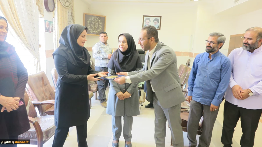 برگزاری آیین تکریم و معارفه رئیس پیشین و سرپرست جدید آموزشکده ملی مهارت دختران یاسوج 10