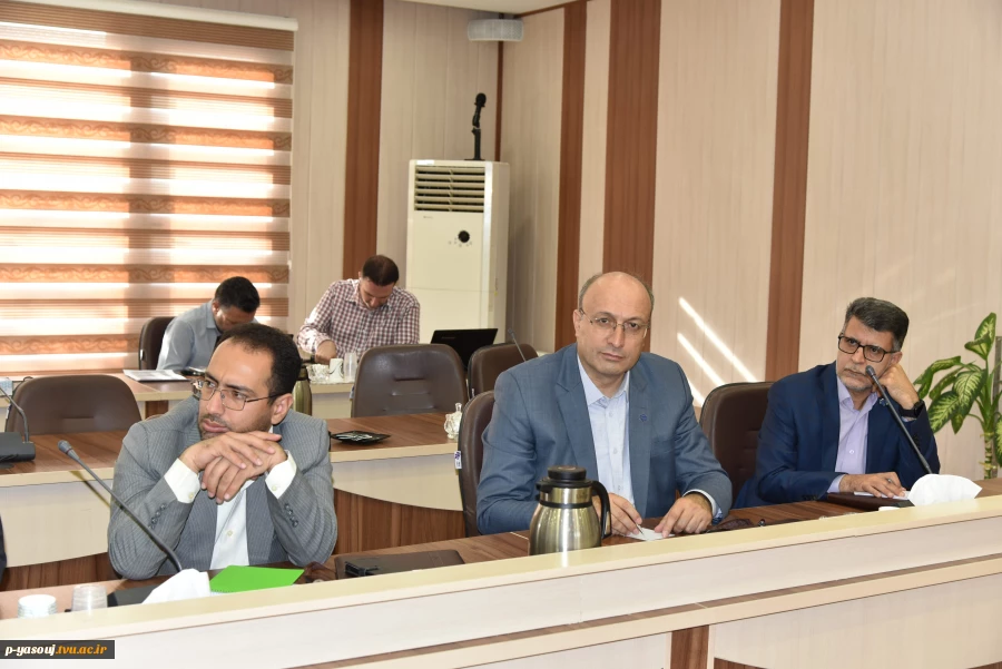 برگزاری دوره آموزشی یک‌روزه «آشنایی با آیین‌نامه‌ها، قوانین و مقررات مدیریت دانشگاه» ویژه رؤسای دانشکده‌ها و آموزشکده‌های دانشگاه ملی مهارت 4