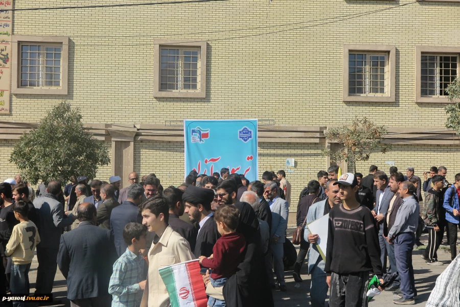 برگزاری تریبون آزاد دانشجویی در حاشیه برگزاری یوم الله 13 آبان ماه 3