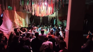 برگزاری مراسم معنوی شبی با شهدای گمنام در خوابگاه آموزشکده ملی مهارت پسران یاسوج
 4