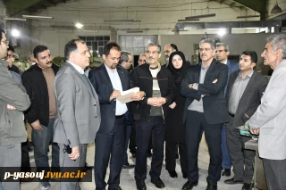 در بازدید رئیس دانشگاه ملی مهارت از مرکز رشد واحدهای فناور کردستان مطرح شد:

تجاری‌سازی ایده‌های مهارت‌محور، پیشران اشتغال‌زایی پایدار است.