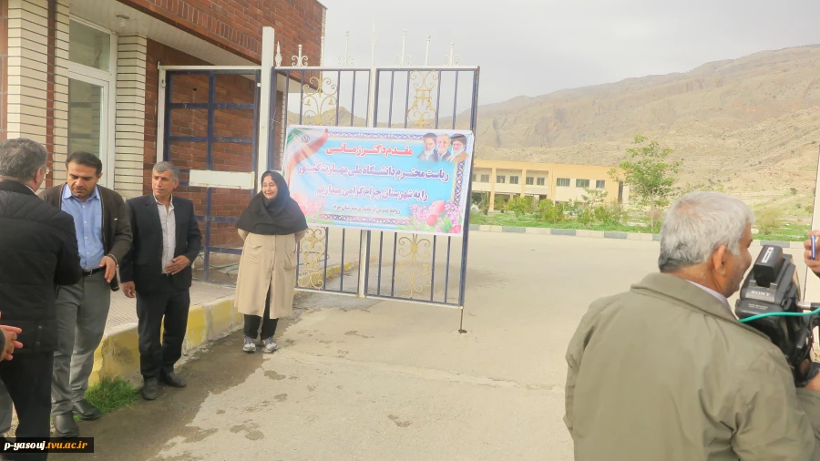 گزارش تصویری: بازدید دکتر زمانی از محل مورد نظر جهت راه اندازی آموزشکده ملی مهارت در شهر چرام  5