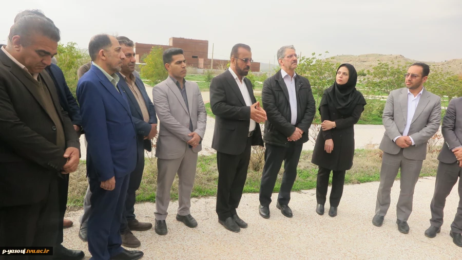گزارش تصویری: بازدید دکتر زمانی از محل مورد نظر جهت راه اندازی آموزشکده ملی مهارت در شهر چرام  10