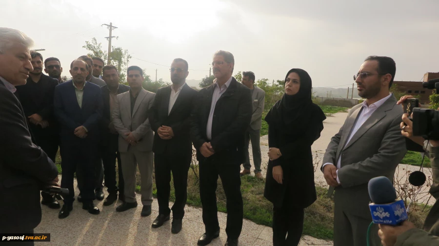 گزارش تصویری: بازدید دکتر زمانی از محل مورد نظر جهت راه اندازی آموزشکده ملی مهارت در شهر چرام  8
