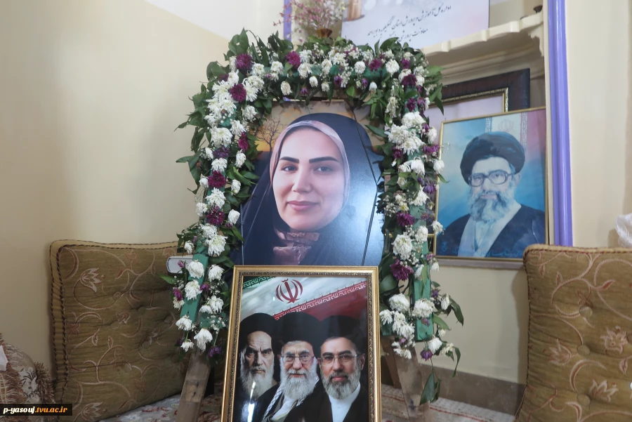 دیدار رئیس و کارکنان دانشگاه ملی مهارت استان کهگیلویه و بویراحمد با خانواده شهیده پوران قلی پور از شهدای جنگ رمضان 9