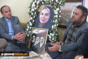 دیدار رئیس و کارکنان دانشگاه ملی مهارت استان کهگیلویه و بویراحمد با خانواده شهیده پوران قلی پور از شهدای جنگ رمضان 8
