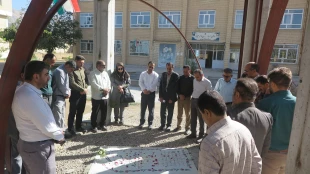 ادای احترام کارکنان دانشگاه ملی مهارت استان کهگیلویه و بویراحمد به مقام شامخ شهید گمنام دانشگاه در آغازین روز از هفته دفاع مقدس 4